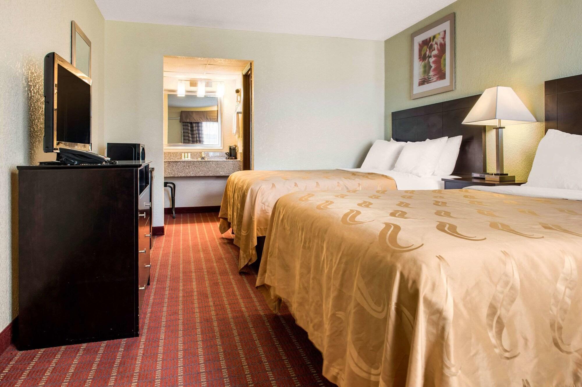 Quality Inn Huntingburg Extérieur photo