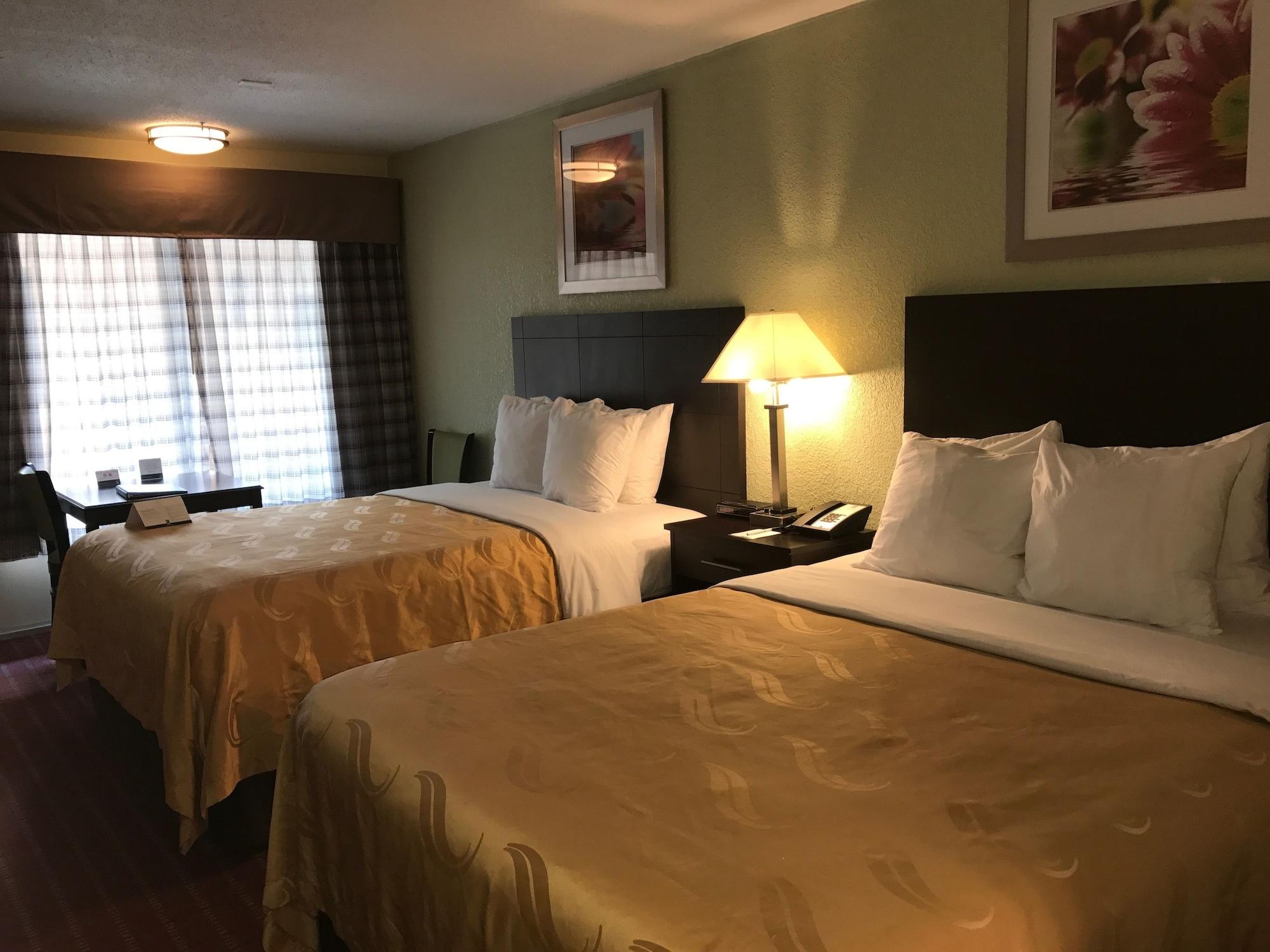 Quality Inn Huntingburg Extérieur photo
