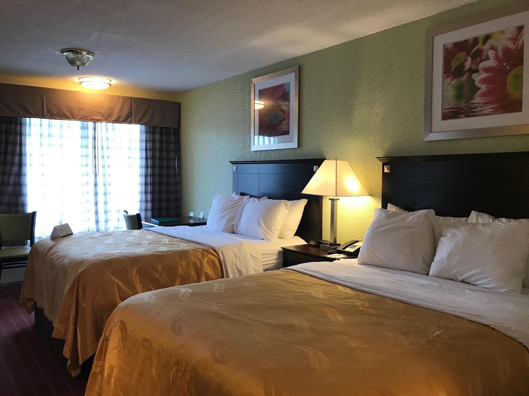 Quality Inn Huntingburg Extérieur photo