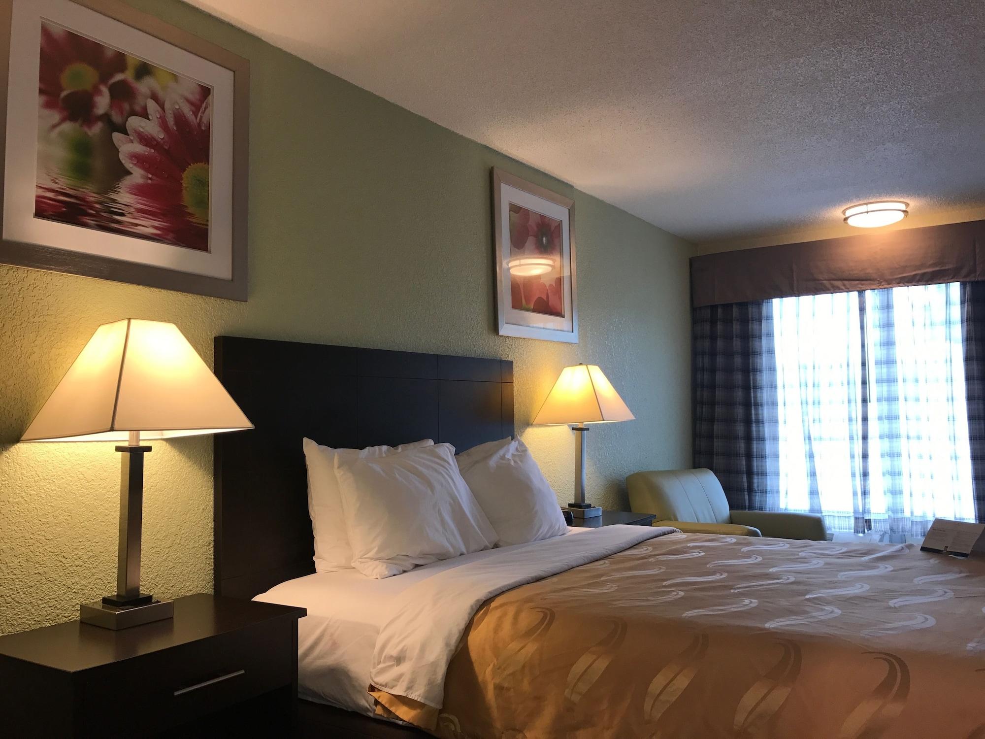 Quality Inn Huntingburg Extérieur photo