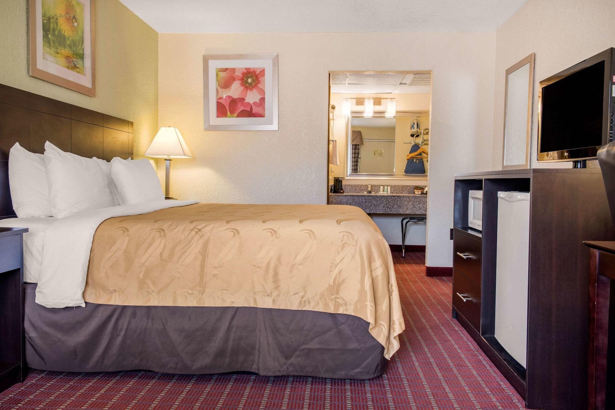 Quality Inn Huntingburg Extérieur photo