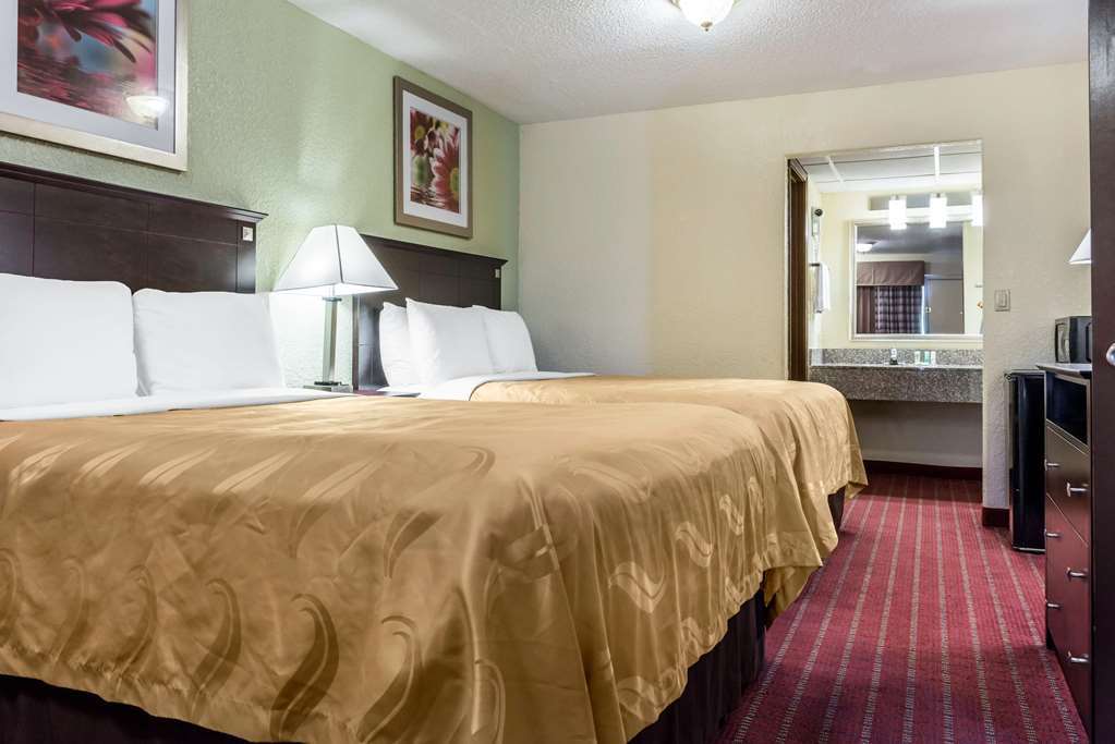 Quality Inn Huntingburg Chambre photo