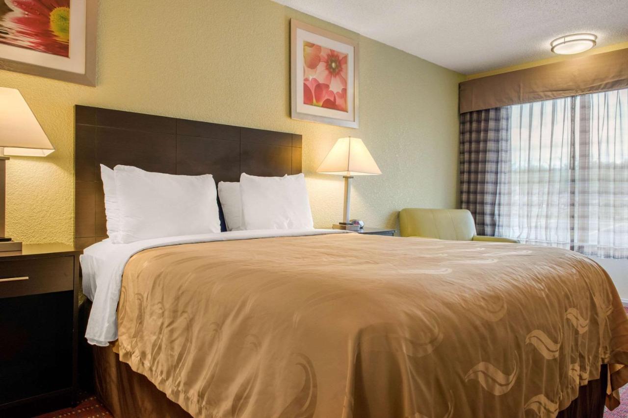 Quality Inn Huntingburg Extérieur photo