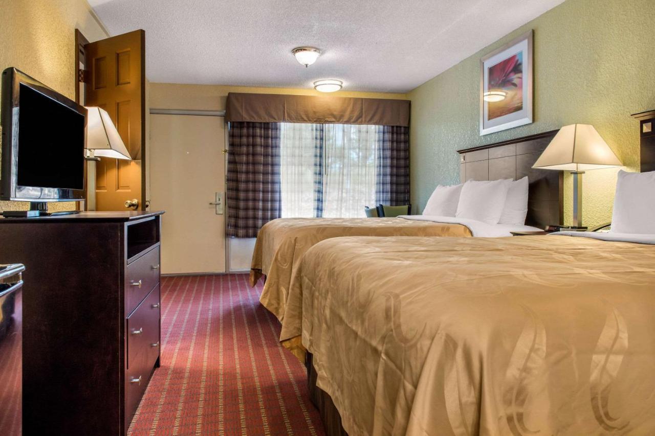 Quality Inn Huntingburg Extérieur photo