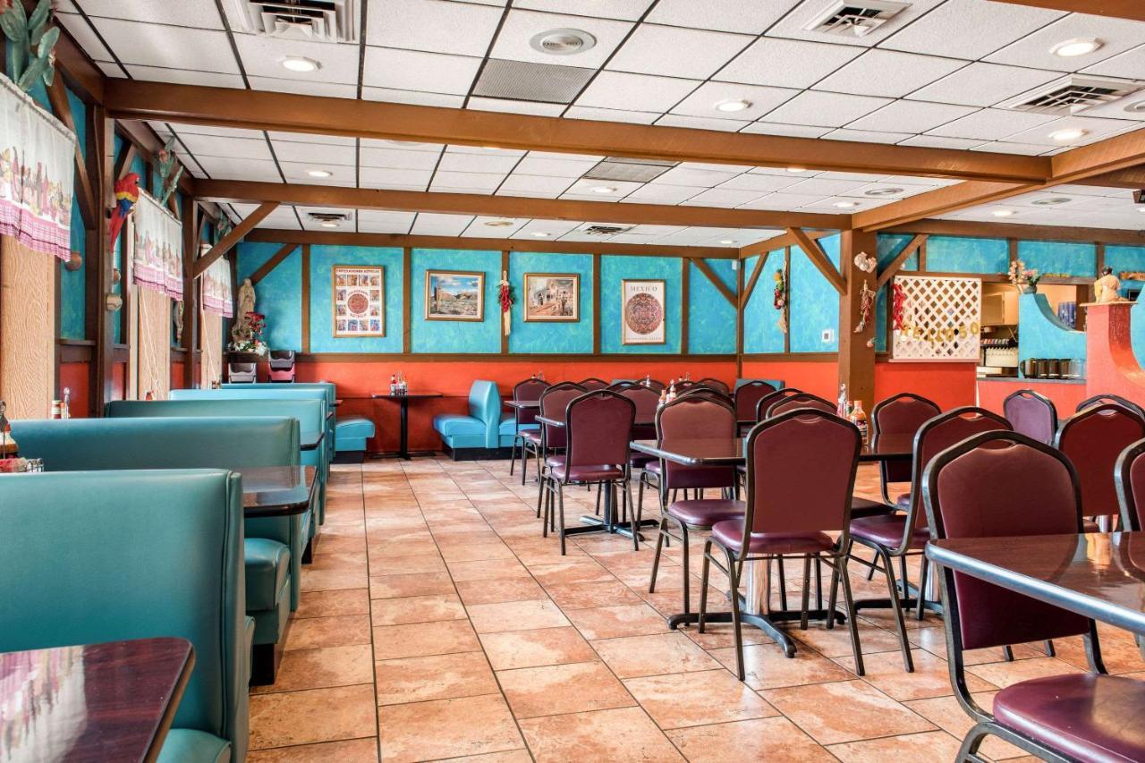 Quality Inn Huntingburg Extérieur photo